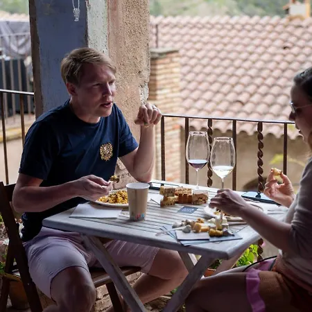 Bed & Breakfast Cal Compte Torroja